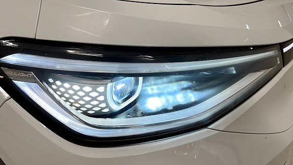 Volkswagen ID.4 GTX 15 of 19