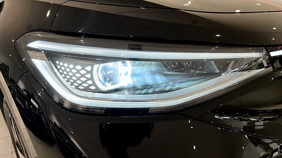 Volkswagen ID.4 GTX 17 of 24