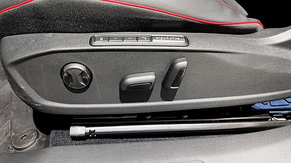 Volkswagen ID.4 GTX 18 of 24