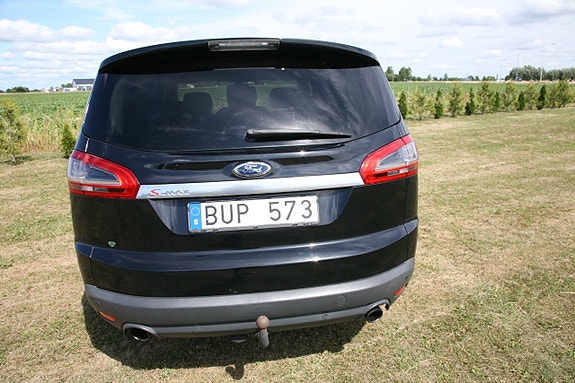 Ford S-MAX 9 of 22