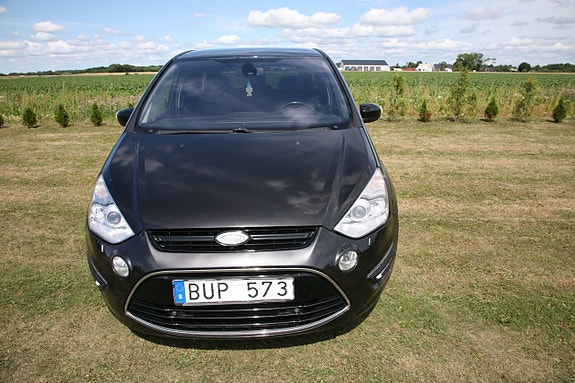 Ford S-MAX 2 of 22