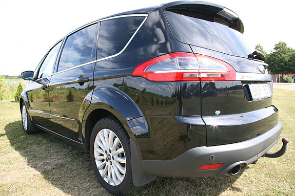 Ford S-MAX 12 of 22