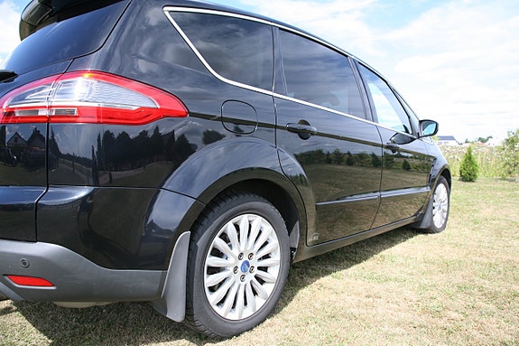 Ford S-MAX 11 of 22