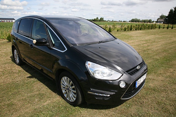 Ford S-MAX 4 of 22