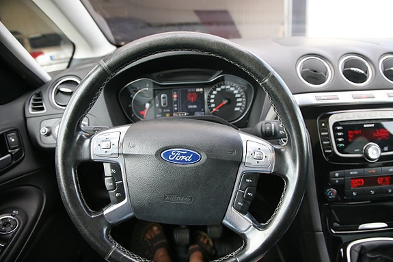 Ford S-MAX 13 of 22