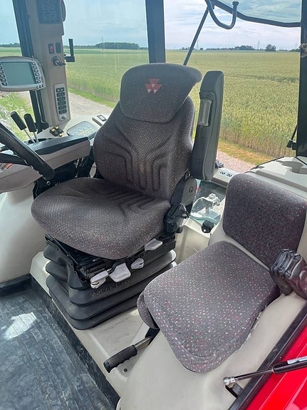 Massey Ferguson 7624 6 of 17