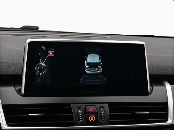 BMW 225xe 18 of 30