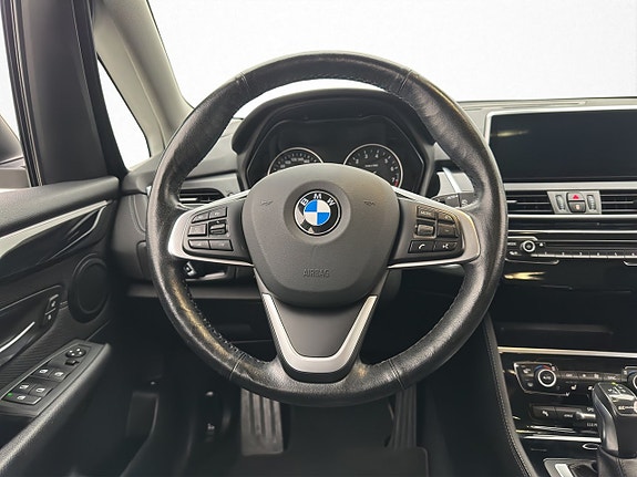 BMW 225xe 13 of 30