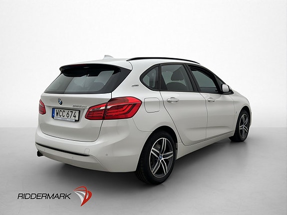 BMW 225xe 8 of 30