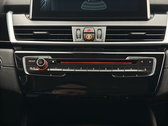 BMW 225xe 23 of 30