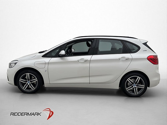 BMW 225xe 4 of 30