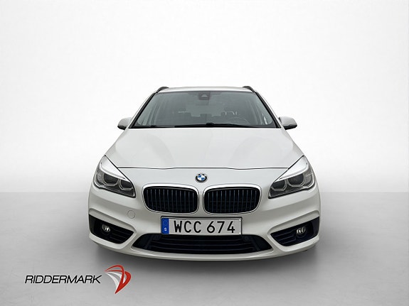 BMW 225xe 2 of 30