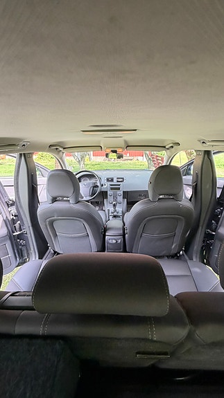 Volvo V50 7 of 10