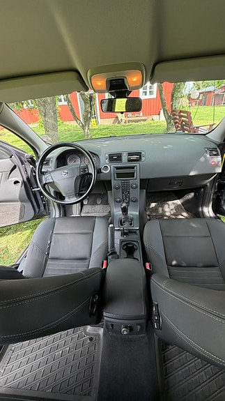 Volvo V50 8 of 10
