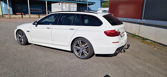 BMW 530d 3 of 6