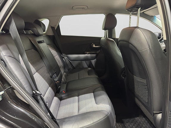 Kia Niro 10 of 21
