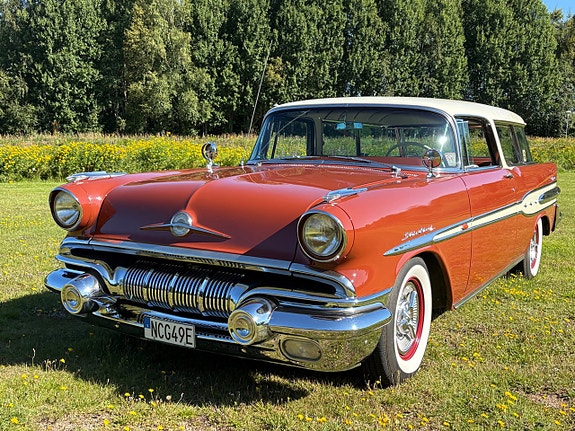 Pontiac Star Chief Safari 24 of 25