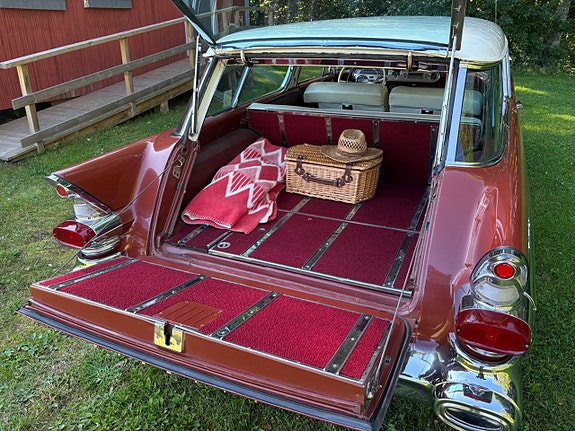 Pontiac Star Chief Safari 20 of 25