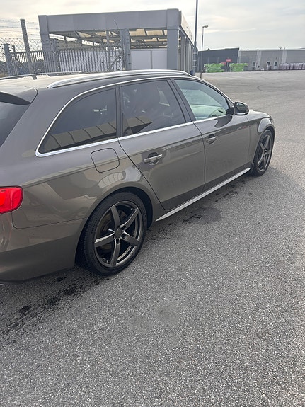 Audi A4 2 of 5
