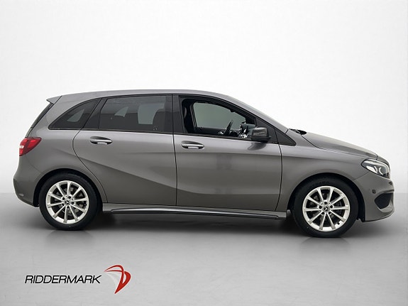 Mercedes-Benz B200 d 9 of 30