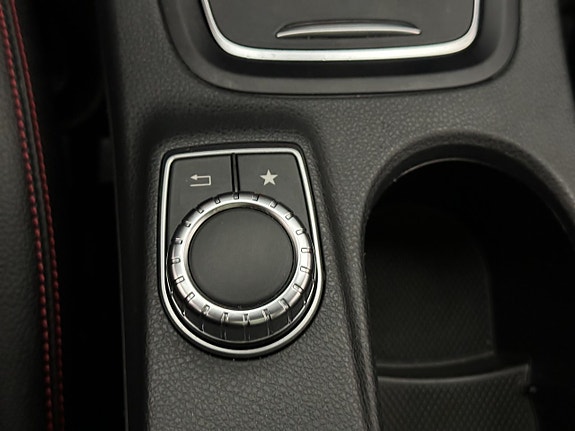 Mercedes-Benz B200 d 27 of 30