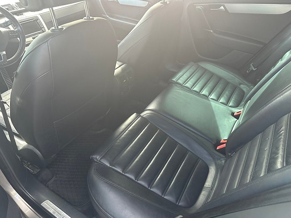 Volkswagen Passat Alltrack 6 of 7