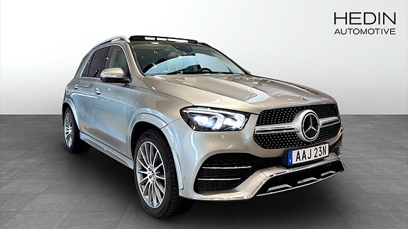 Mercedes-Benz GLE300 d 2 of 26
