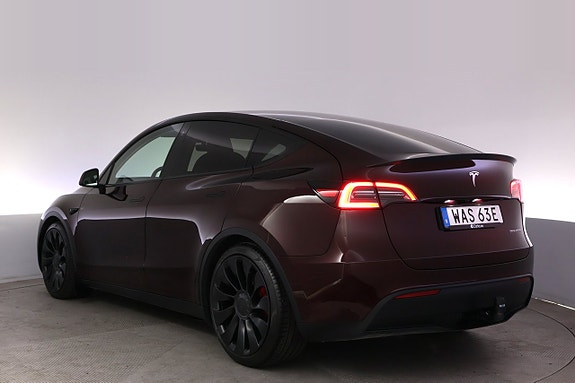 Tesla Model Y 4 of 27