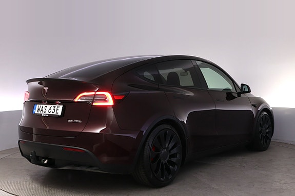 Tesla Model Y 5 of 27