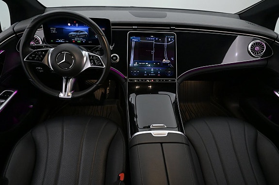 Mercedes-Benz EQE300 6 of 27