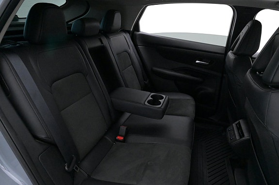 Nissan Ariya 21 of 27