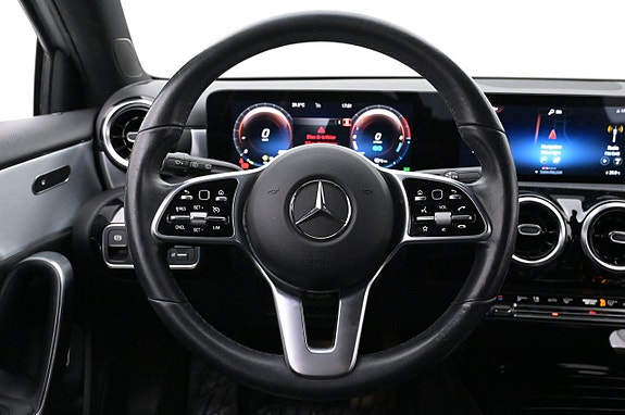 Mercedes-Benz A250 e 7 of 27