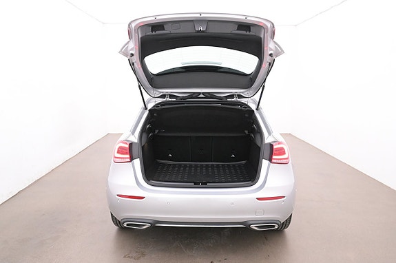 Mercedes-Benz A250 e 25 of 27