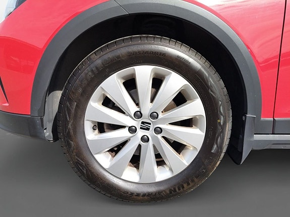 Seat Arona 14 of 15