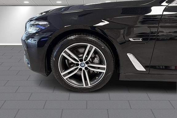 BMW 530e 9 of 24