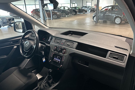 Volkswagen Caddy 9 of 15