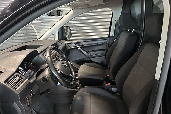Volkswagen Caddy 10 of 15