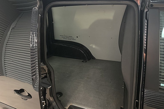 Volkswagen Caddy 7 of 15
