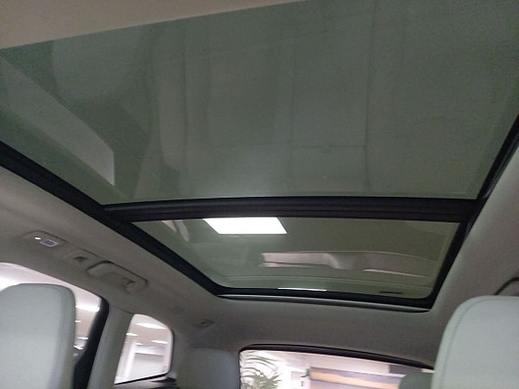 Volvo XC60 12 of 15