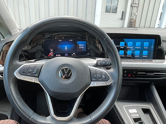 Volkswagen Golf VIII 4 of 12