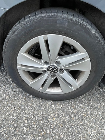 Volkswagen Golf VIII 7 of 12