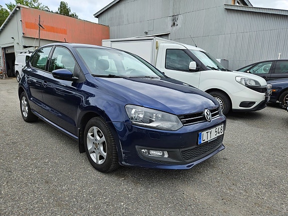 Volkswagen Polo 2 of 13