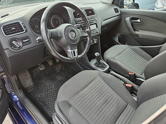 Volkswagen Polo 9 of 13