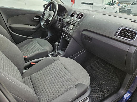 Volkswagen Polo 8 of 13