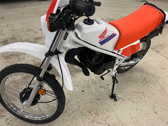 Honda Mt5 3 of 13