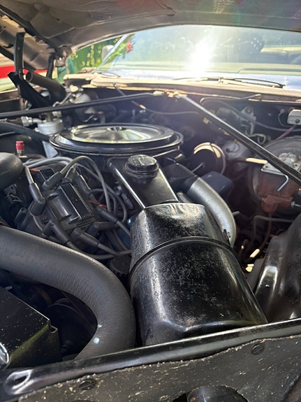 Cadillac Coupé DeVille 7 of 10