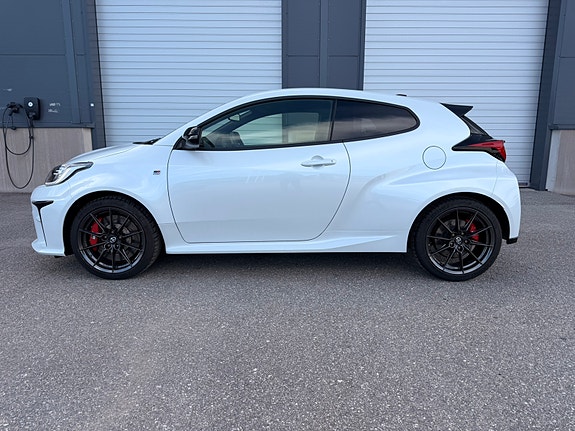 Toyota GR Yaris 3 of 11