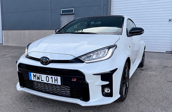 Toyota GR Yaris 2 of 11