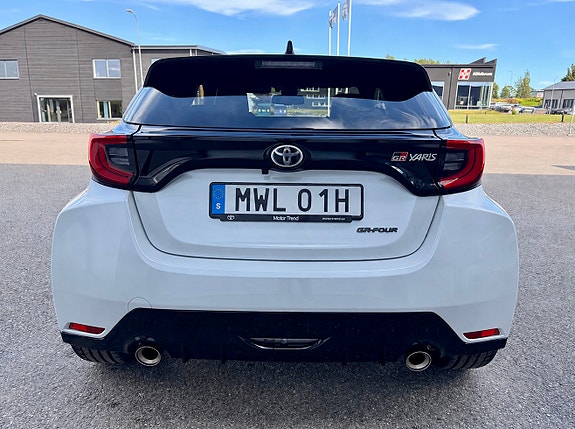 Toyota GR Yaris 5 of 11