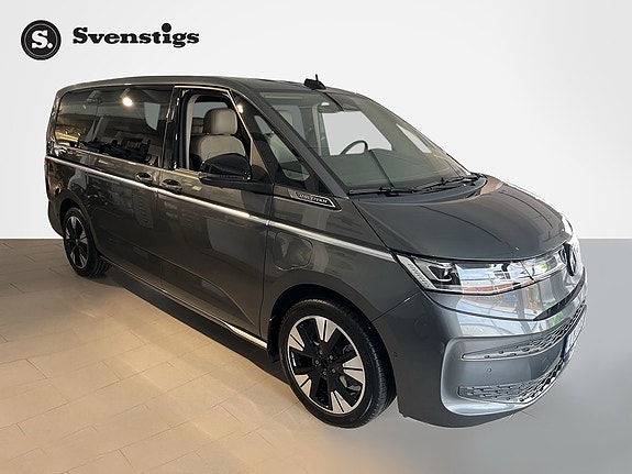 Volkswagen Multivan 5 of 10